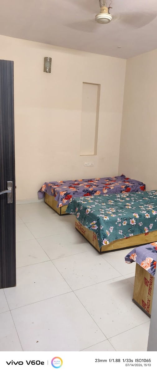 Nalanda Boys PG AND HOSTEL 2.0 – Boys PG in Agra preview photo 1