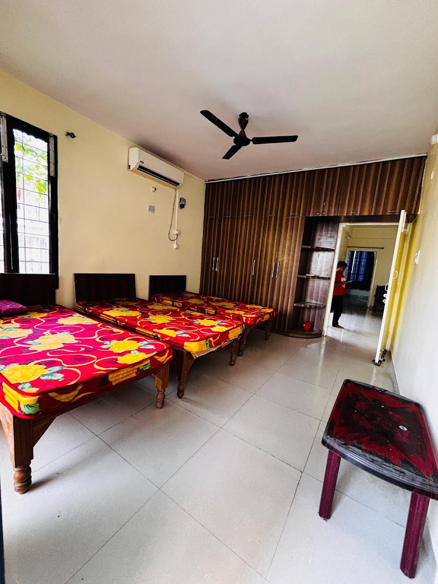 sri ram girls hostel – Girls PG in Patna preview photo 1