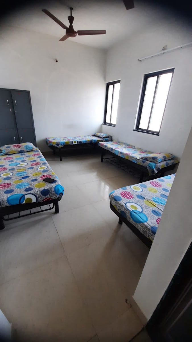 Kirti Girls' Hostel – Girls PG in Rajkot preview photo 1