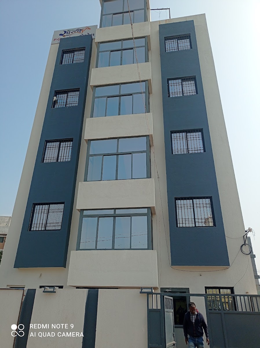 Sarathi Hostel / Boys PG Hostel / 2/3 Bed Sharing Rooms / Hostel with Student Accomodation – Boys PG in Rajkot photo 1
