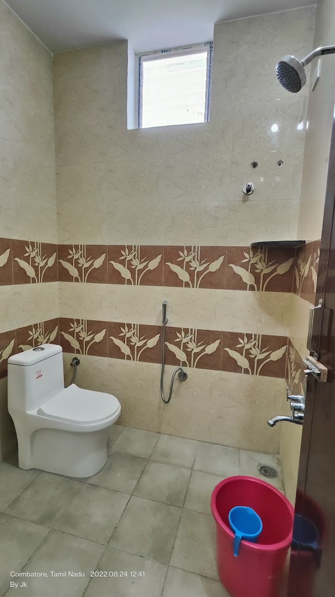 6Face CLASSIC Rooms Mens PG hostel preview 2