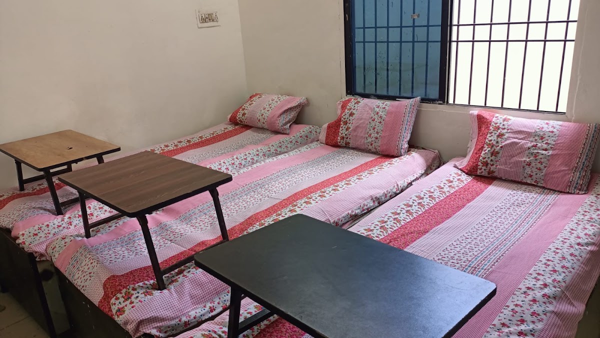 Shree Marutinandan Boy's Hostel preview 1