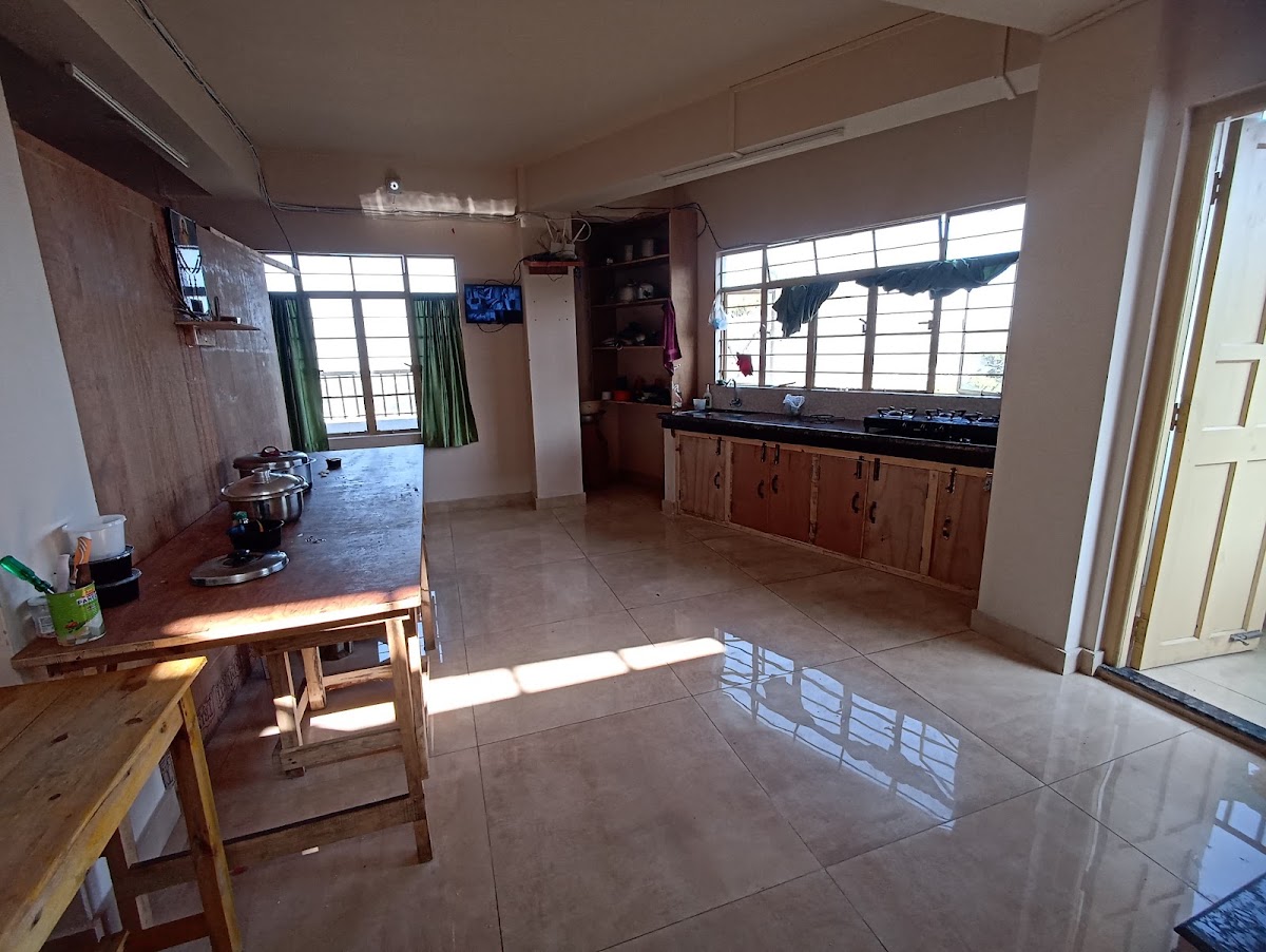 De's Boys Hostel – Boys PG in Shillong preview photo 2