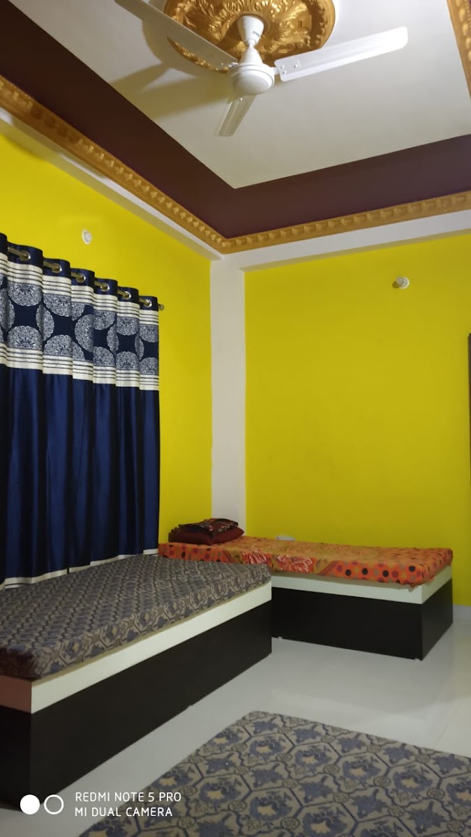 Shri Krishn Vatika (Girls PG)