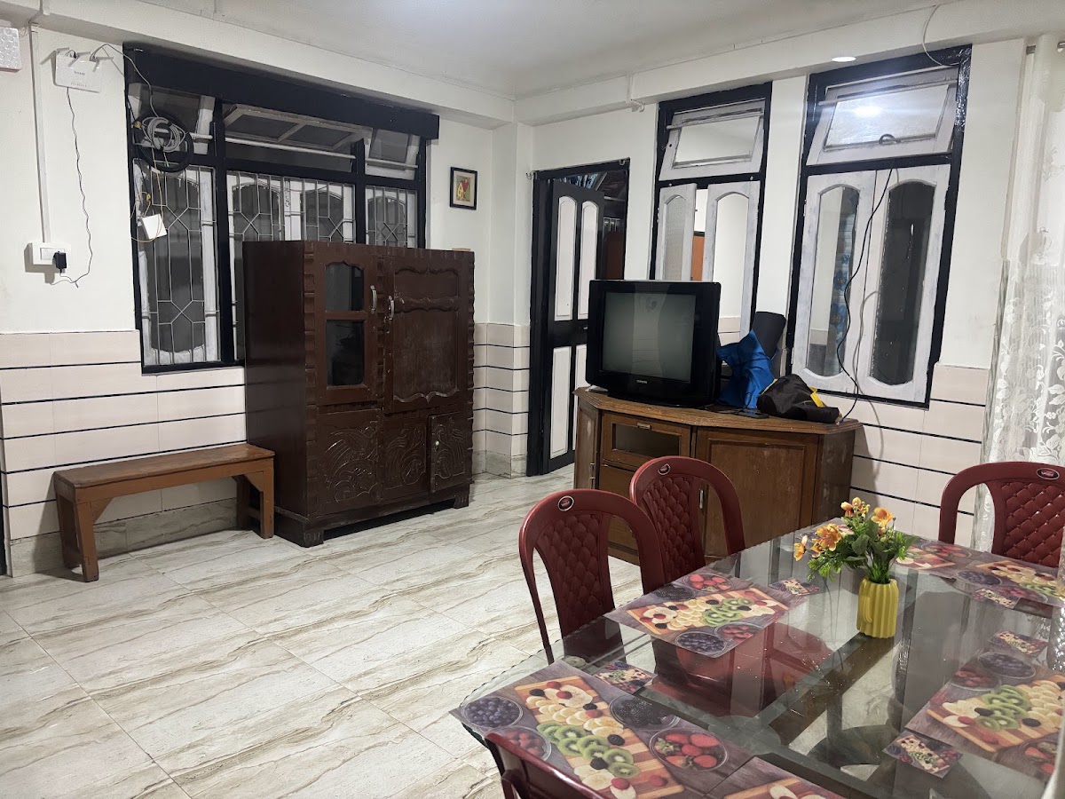 Red Panda Girls Paying Guest – Girls PG in Gangtok preview photo 2