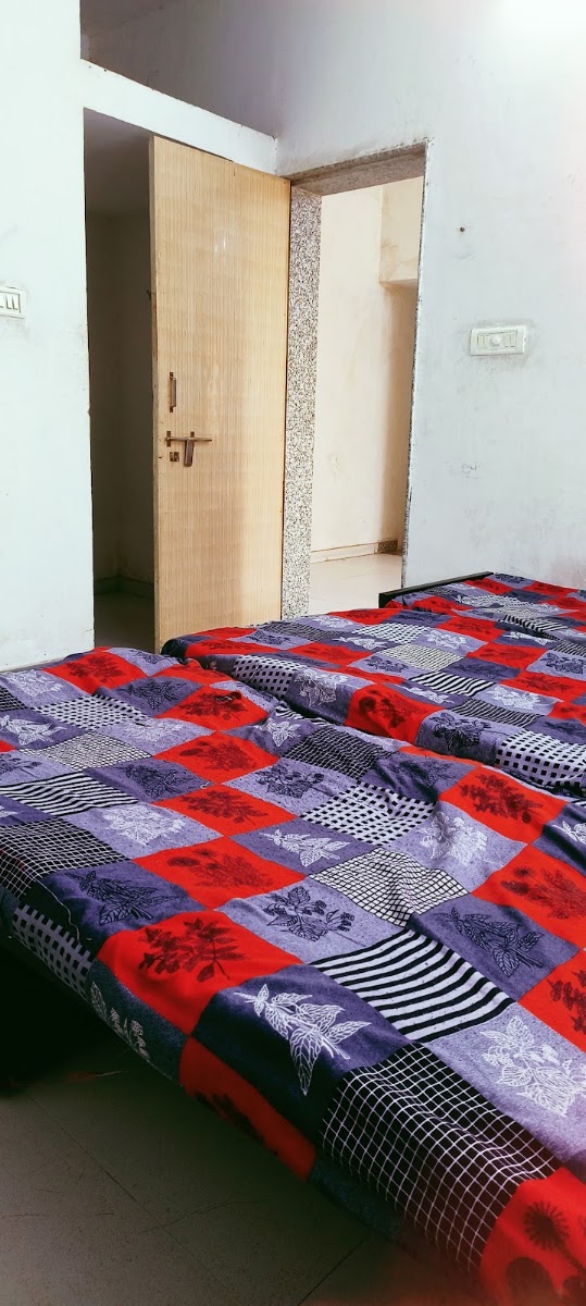 Anmol Girl's & boys pg hostel – Co-ed in Gandhinagar preview photo 2