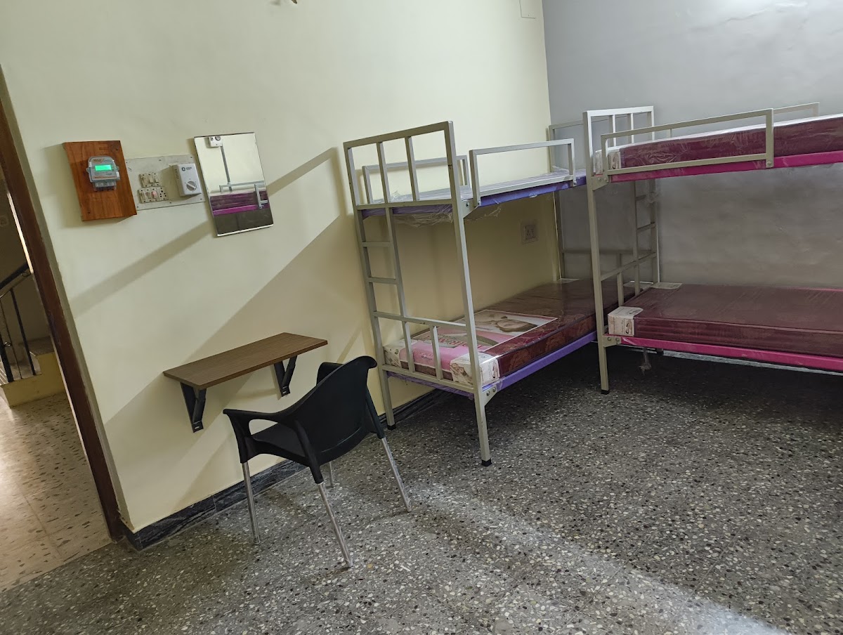 Haya womens in Trichy | Ladies hostel in trichy – Girls PG in Tiruchirappalli preview photo 2