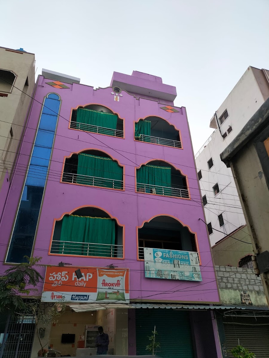 Shiridi Sai Ladies Hostel