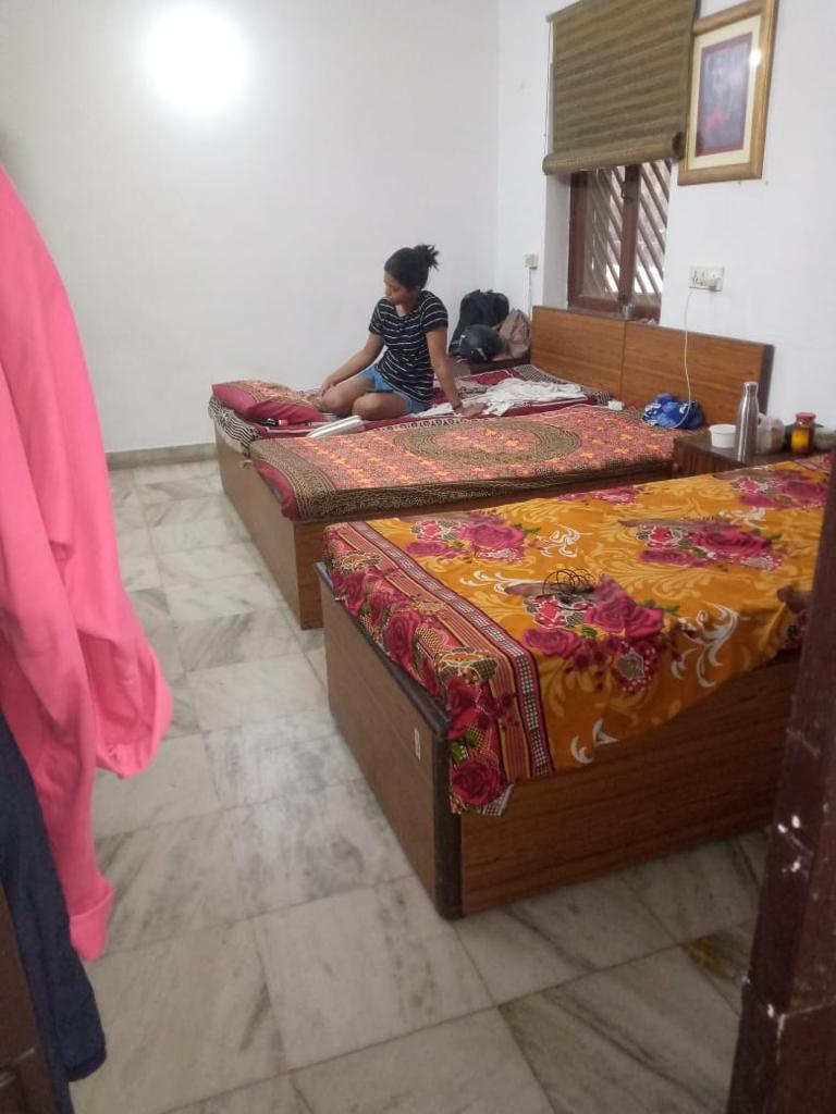 Sukhdham Girls PG | PG Room in Noida with Food for Girls preview 2