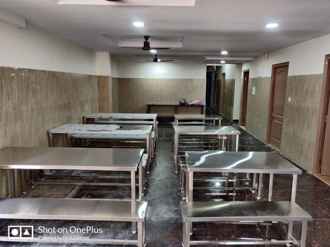 Sri Padmavati executive Girls Hostel – Girls PG in Hyderabad preview photo 2