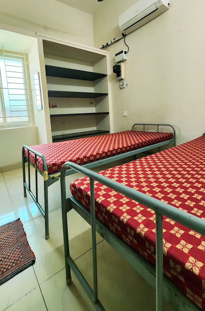 Good Luck Ladies Hostel – Girls PG in Tiruchirappalli preview photo 1