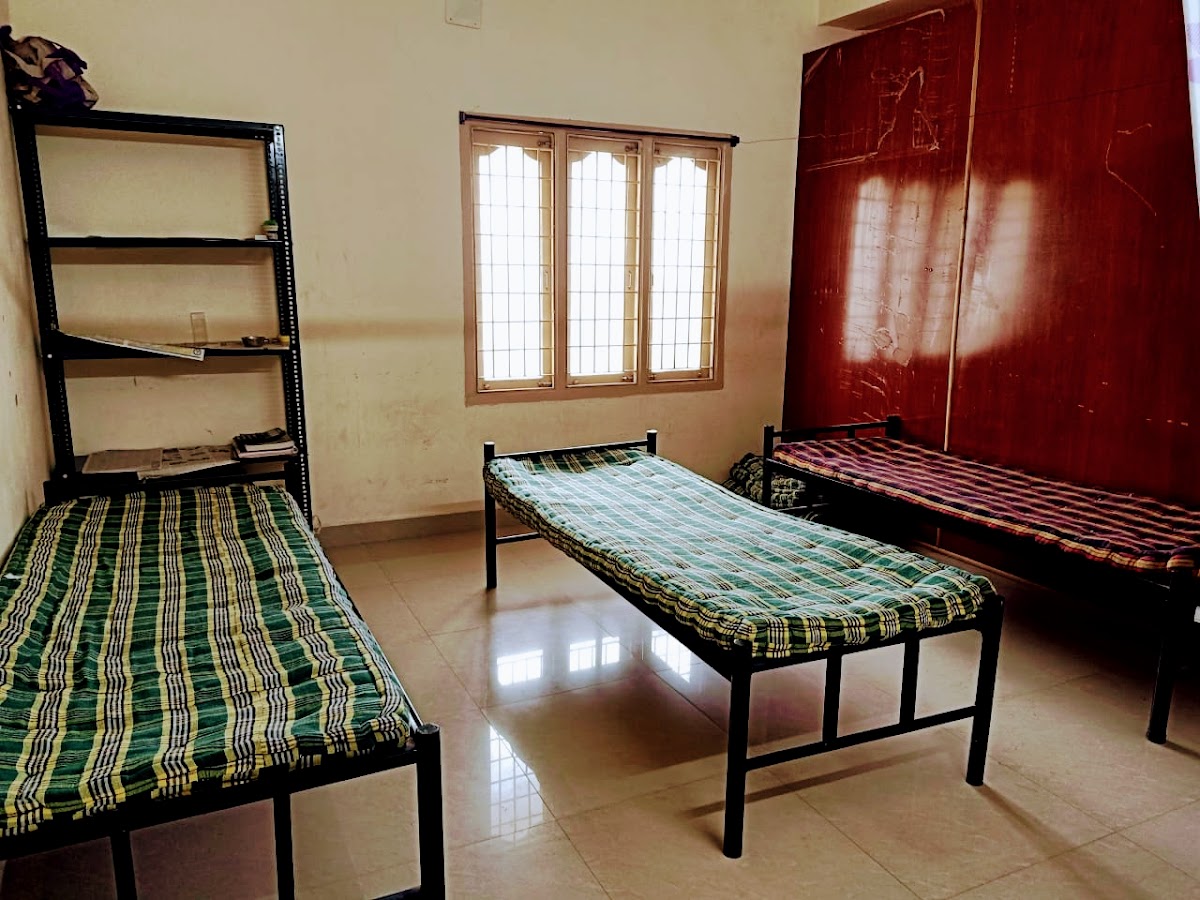 Padmavathi premium womens hostel – Girls PG in Tirupati photo 1