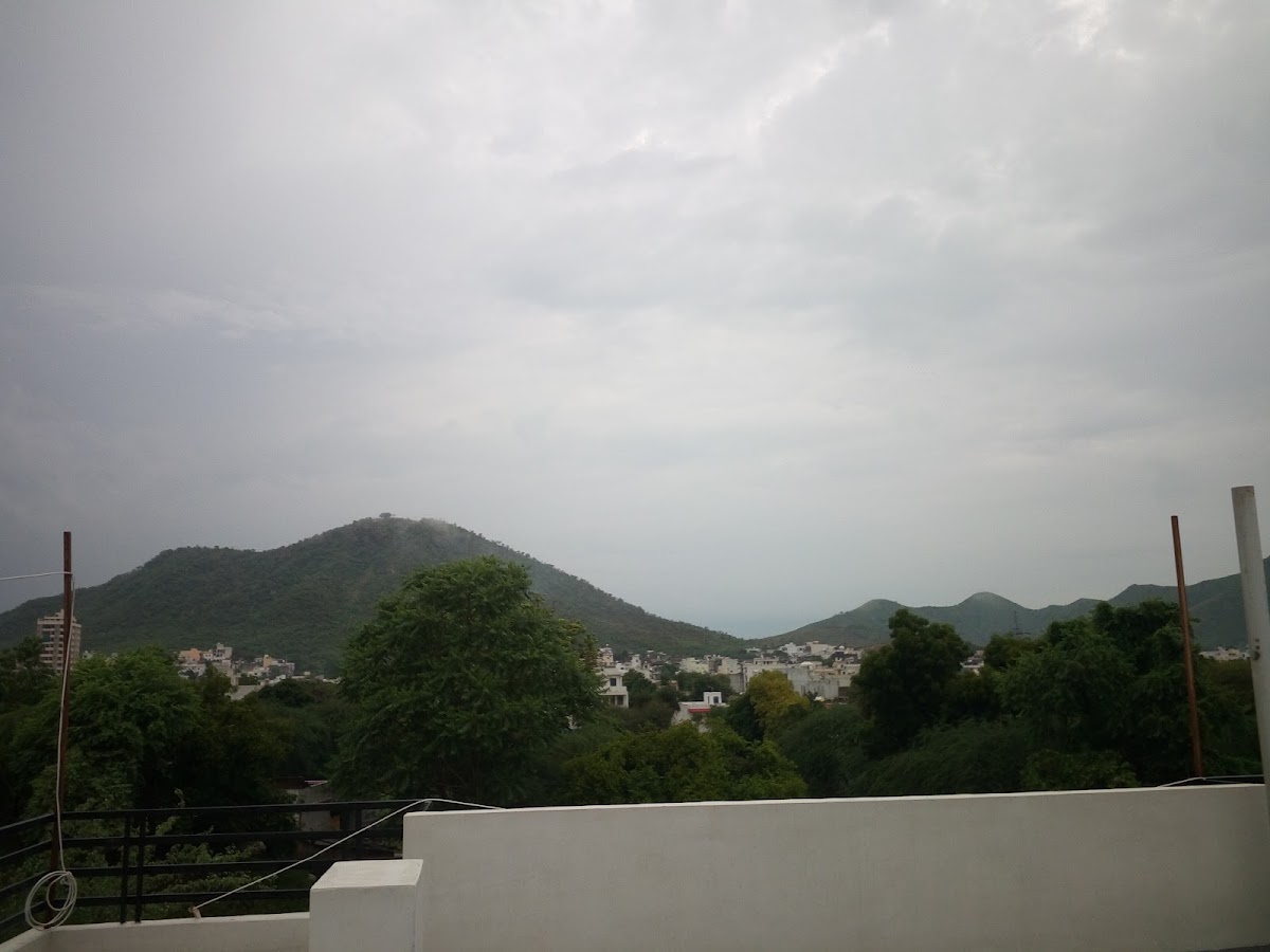 JJ Girls PG Hostel Udaipur – Girls PG in Udaipur preview photo 1