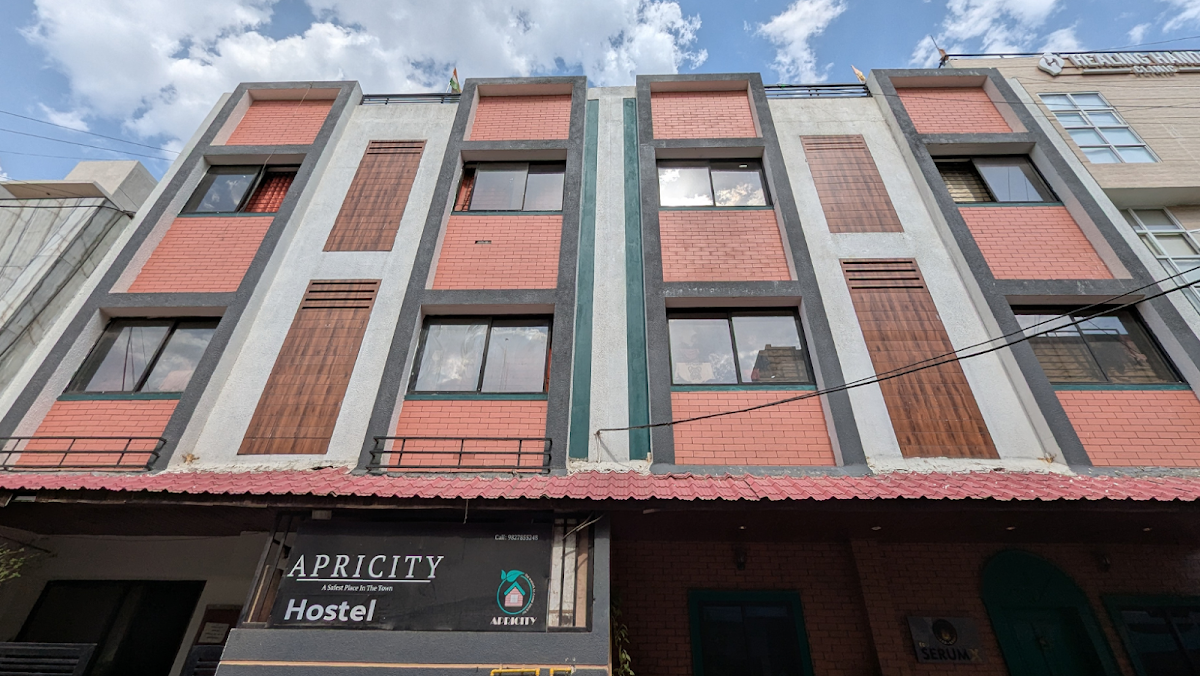 Apricity Girls Hostel in Indore – Girls PG in Indore photo 1