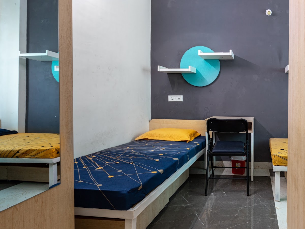Stanza Living Pretoria House | Mens PG in Bhanwar Kua