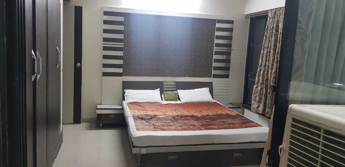 PG IN SURAT – Co-ed in Surat photo 1
