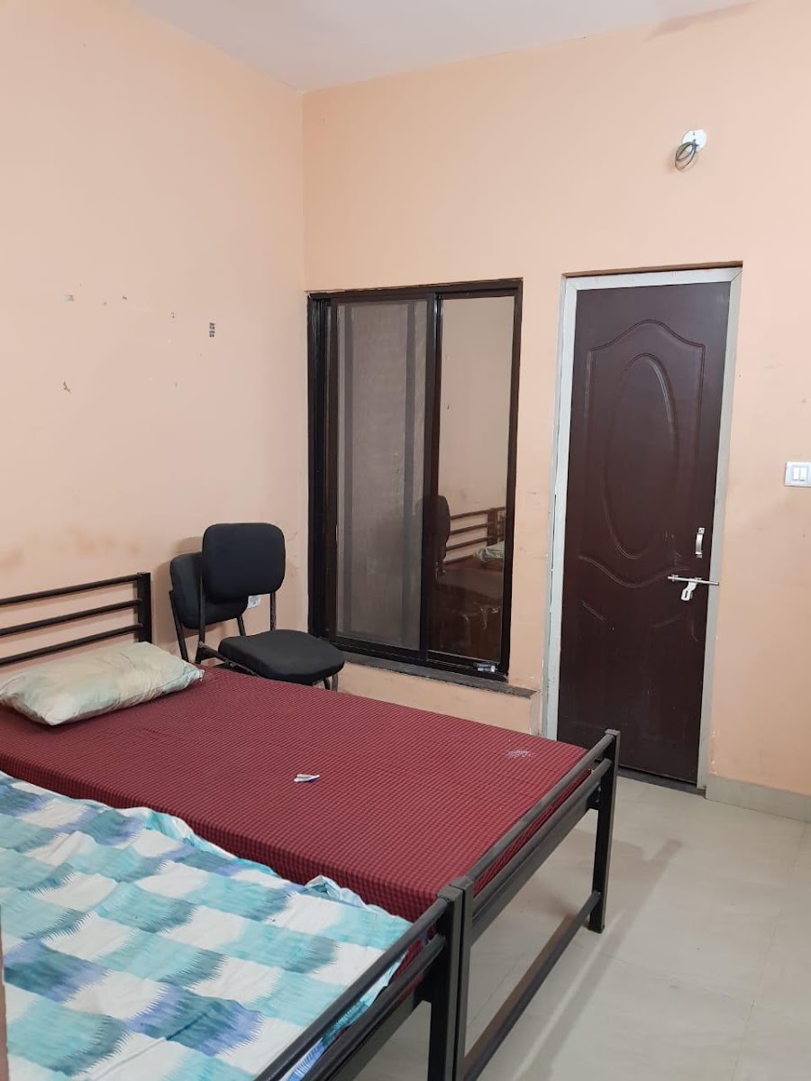 Royal Boy's Hostel – Boys PG in Raipur photo 1