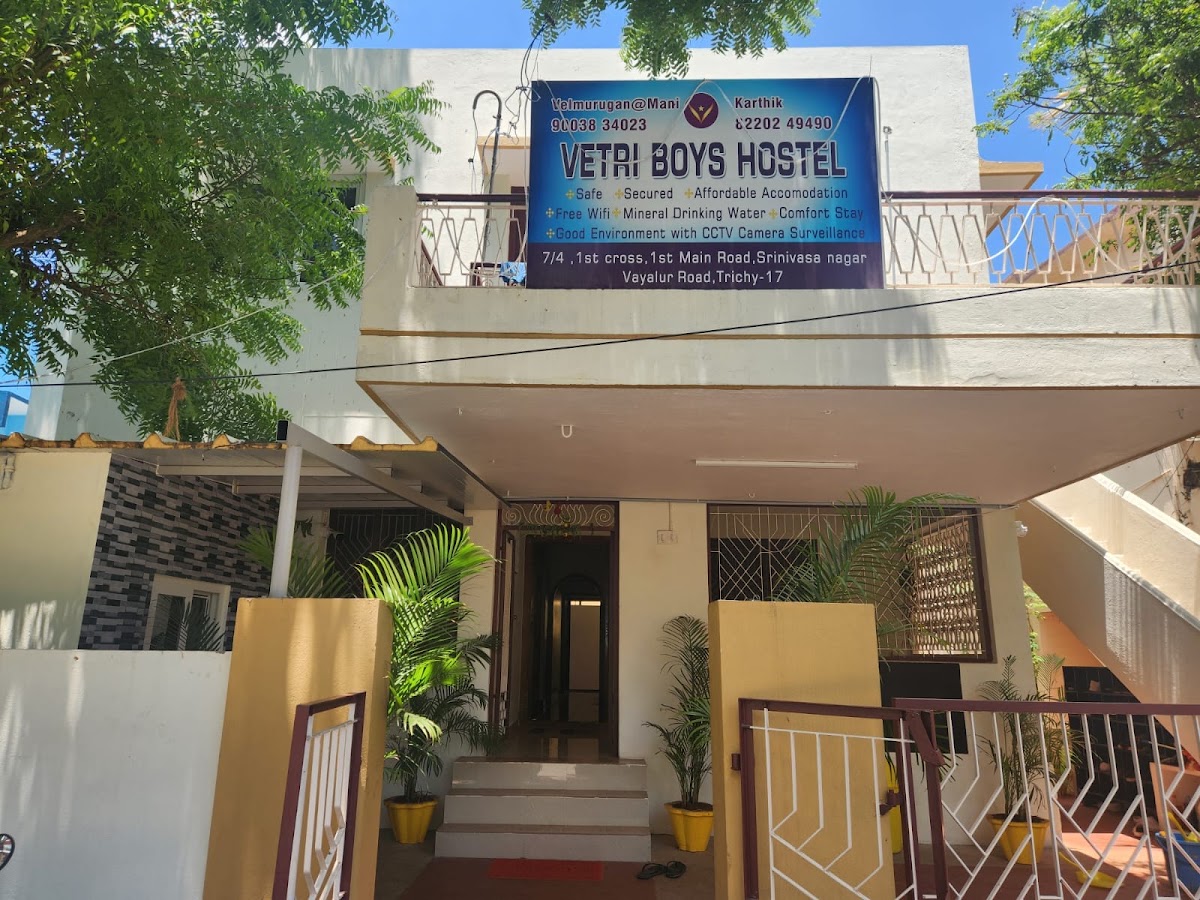 Vetri Boys Hostel – Boys PG in Tiruchirappalli photo 1