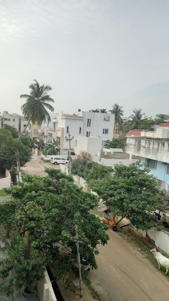 SRI BHAVYA HOSTEL ( LADIES) – Girls PG in Visakhapatnam preview photo 1