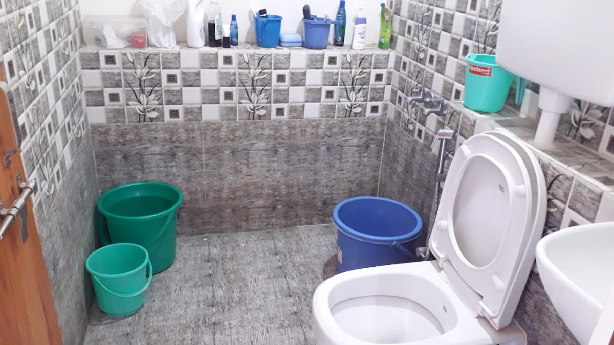 Goyal Boys Hostel and Paying Guest(Tower A) preview 2