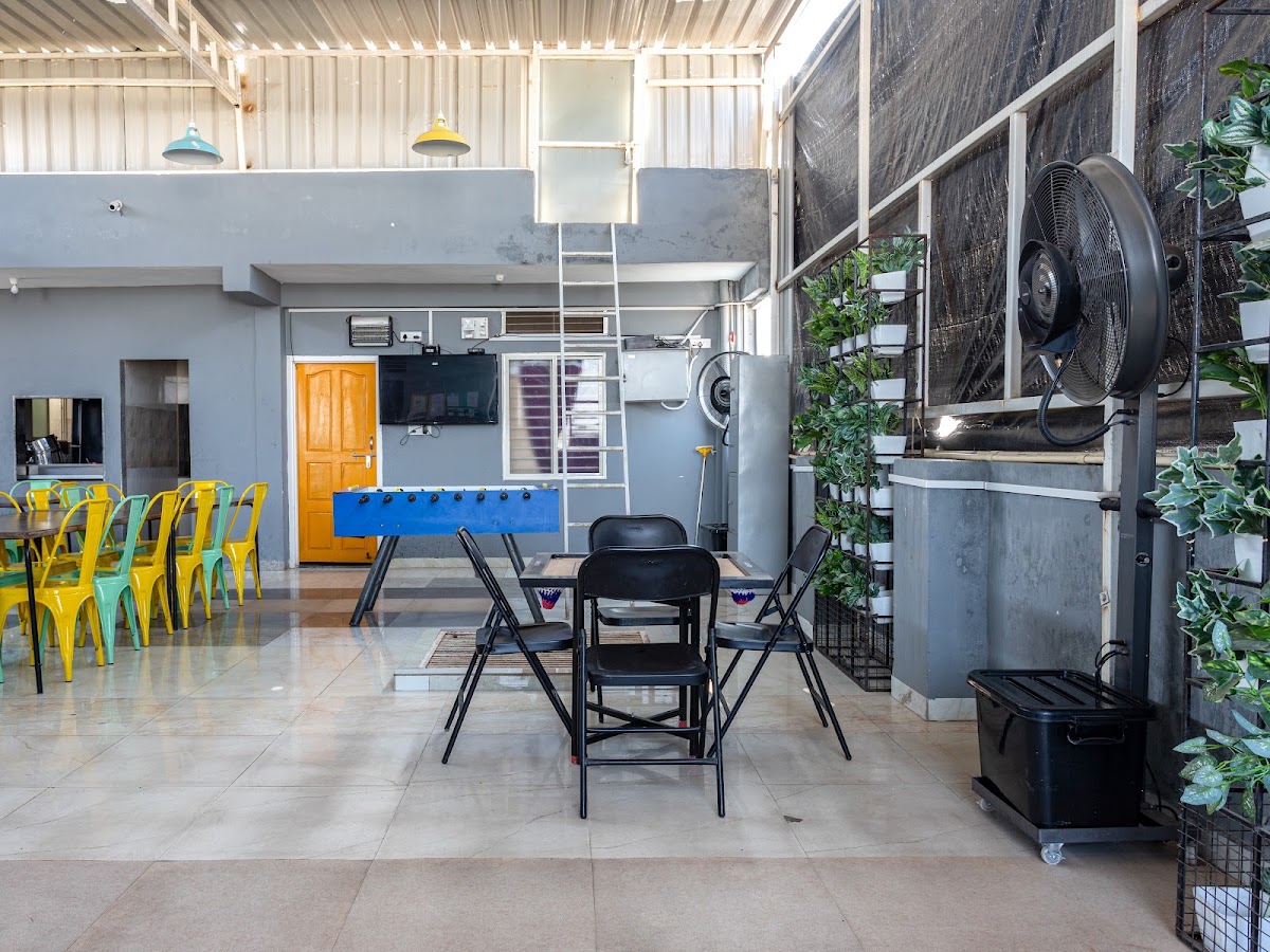 Stanza Living Pretoria House | Mens PG in Bhanwar Kua preview 1