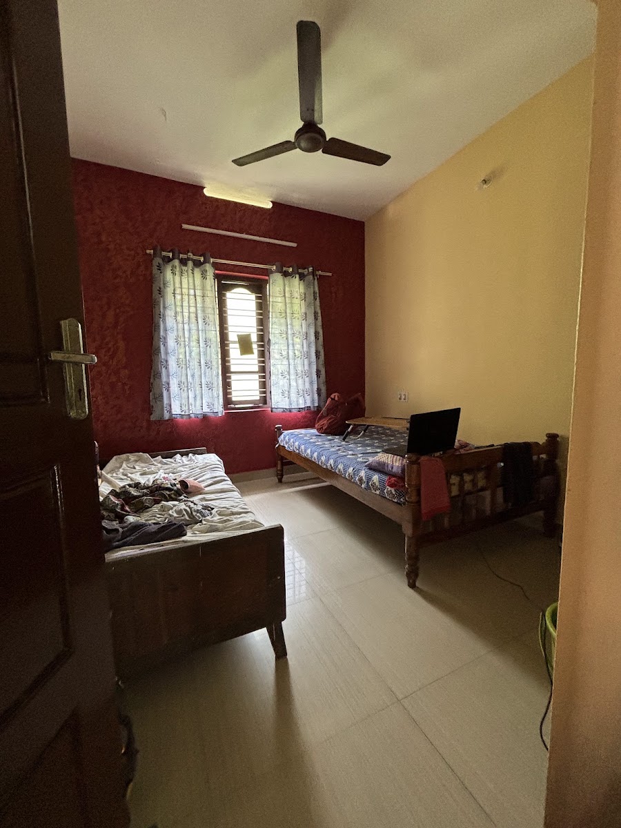 PRANAV NIVAS PG FOR LADIES – Girls PG in Thiruvananthapuram preview photo 1