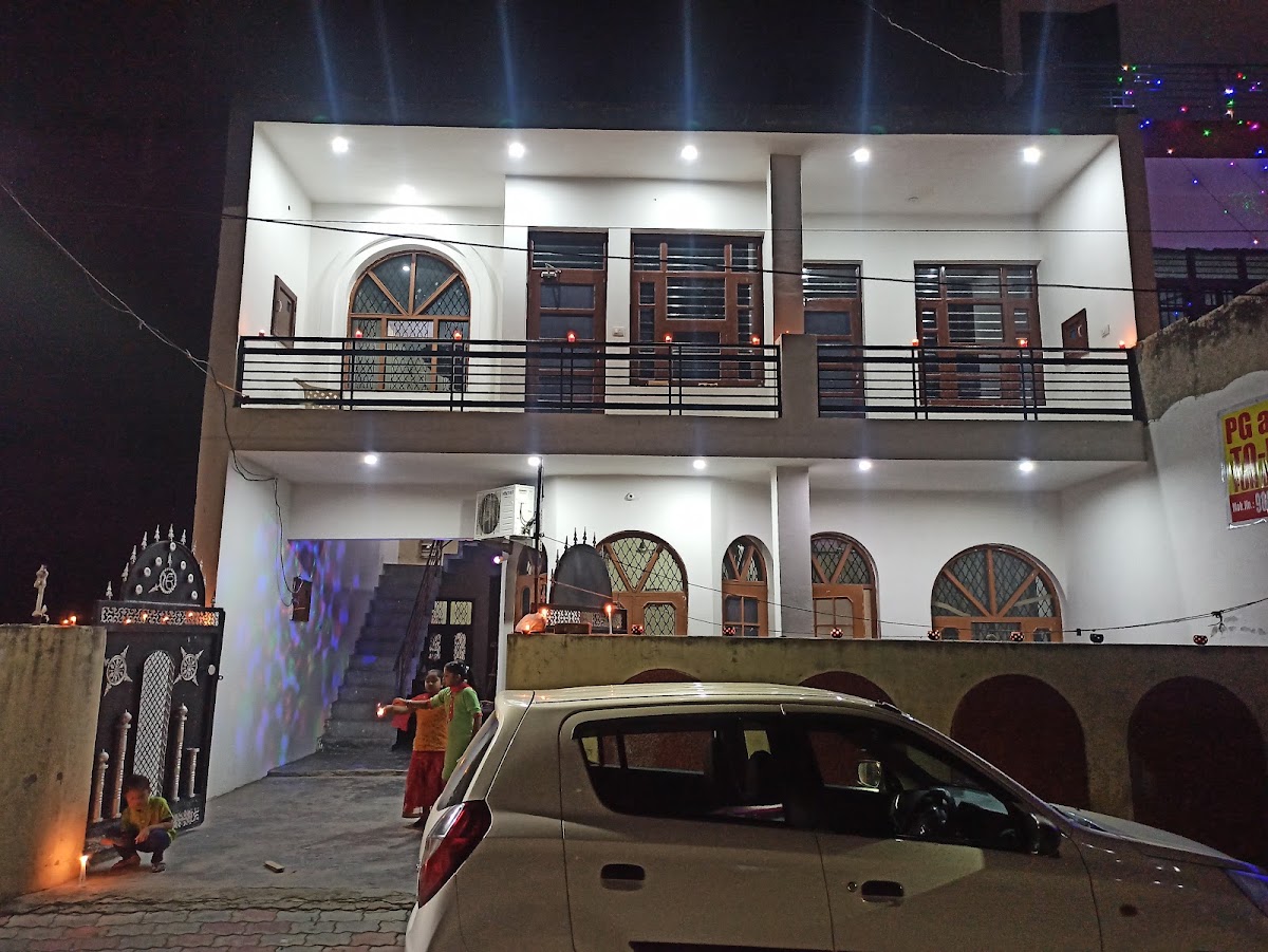 PG for girls in kharar – Co-ed in Kharar photo 1