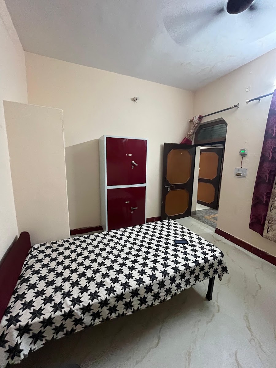 Her Space Living Girls PG & Hostel – Girls PG in Prayagraj preview photo 1