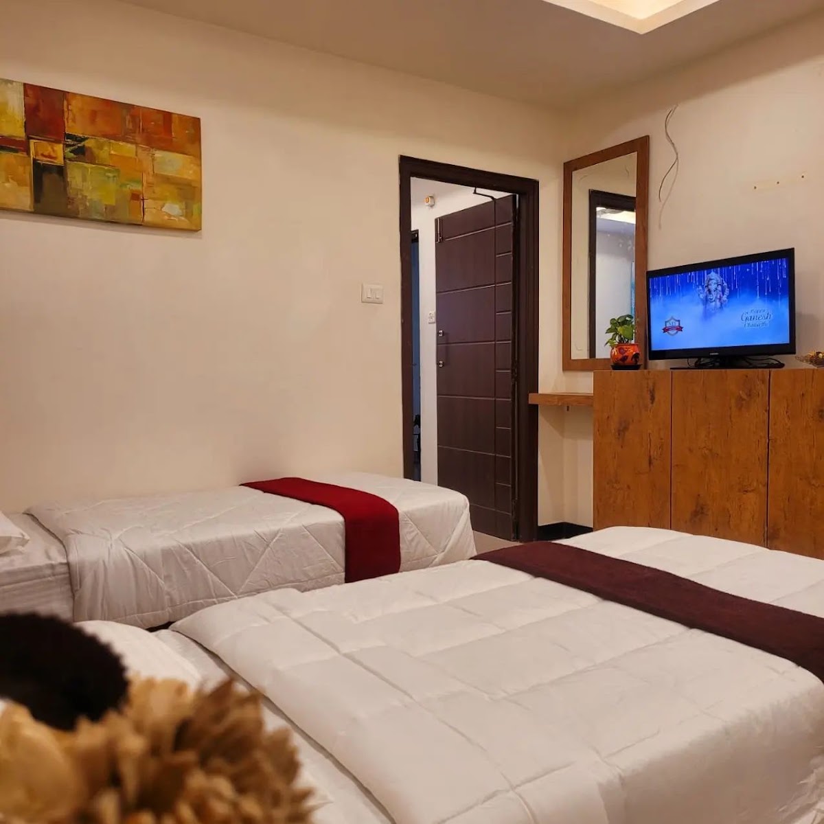 Southern Living Pedda Rushikonda - Mens PG Accommodation preview 1
