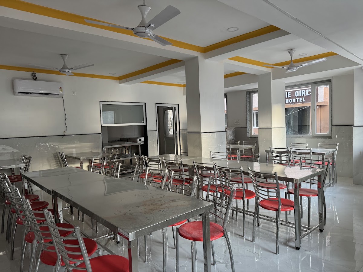 J-19 Aazie - Best Boys Hostel in Kota – Boys PG in Kota preview photo 2