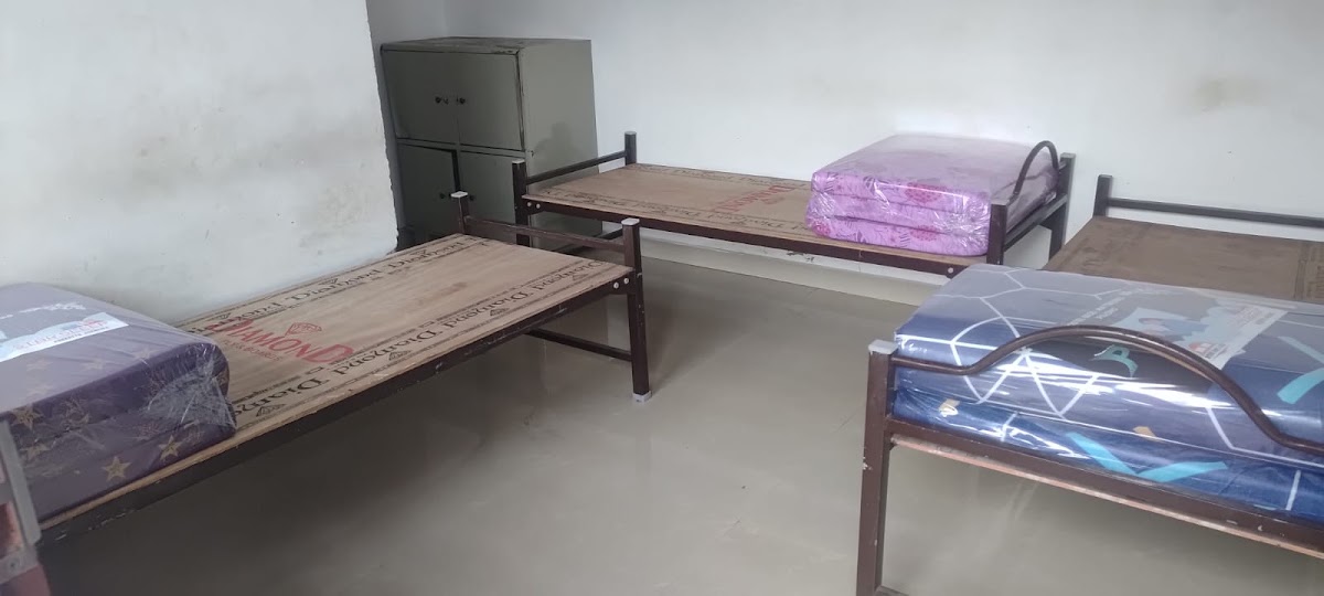 Royal Liv Men's Hostel – Boys PG in Kochi preview photo 1