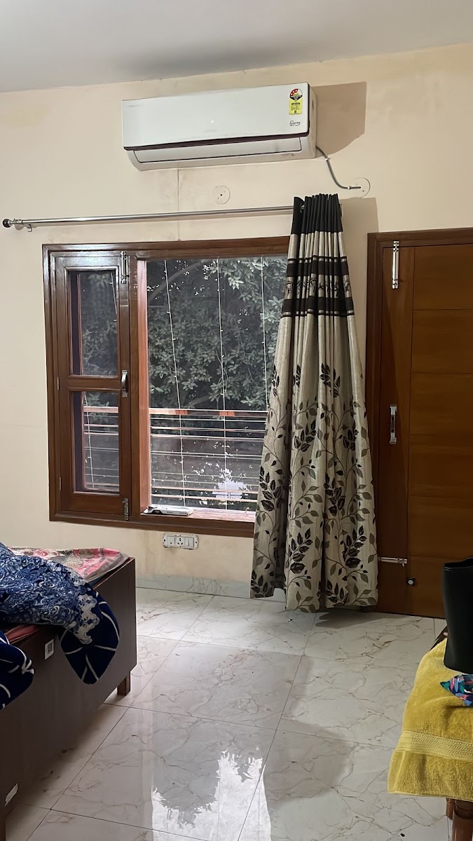Pg Or room for girls – Girls PG in Panchkula preview photo 1