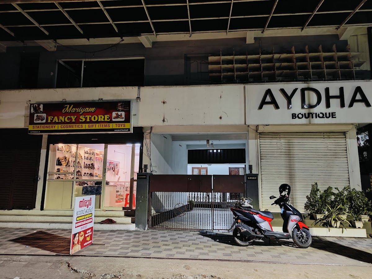 Queens Villa -Womens PG, Ladies PG Vennala, Womens Hostel, Ladies Hostel Vennala, Ladies Hostel near Infopark Kakkanad – Girls PG in Kochi photo 1
