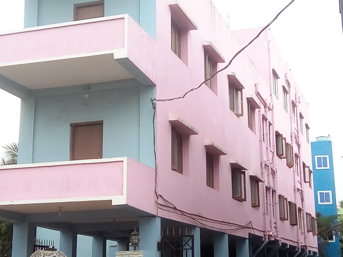 Aatmajaa Girls' Hostel – Girls PG in Bhubaneswar preview photo 2