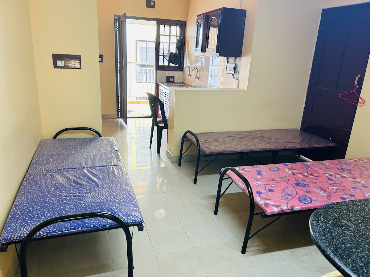 JEWEL LADIES HOSTEL ,KANJIKUZHY – Girls PG in kottayam preview photo 1