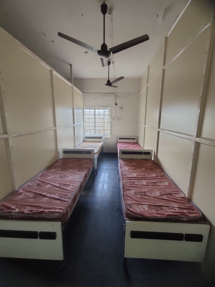 King's Delight PG & Men's Hostel – Boys PG in Vijayawada preview photo 2