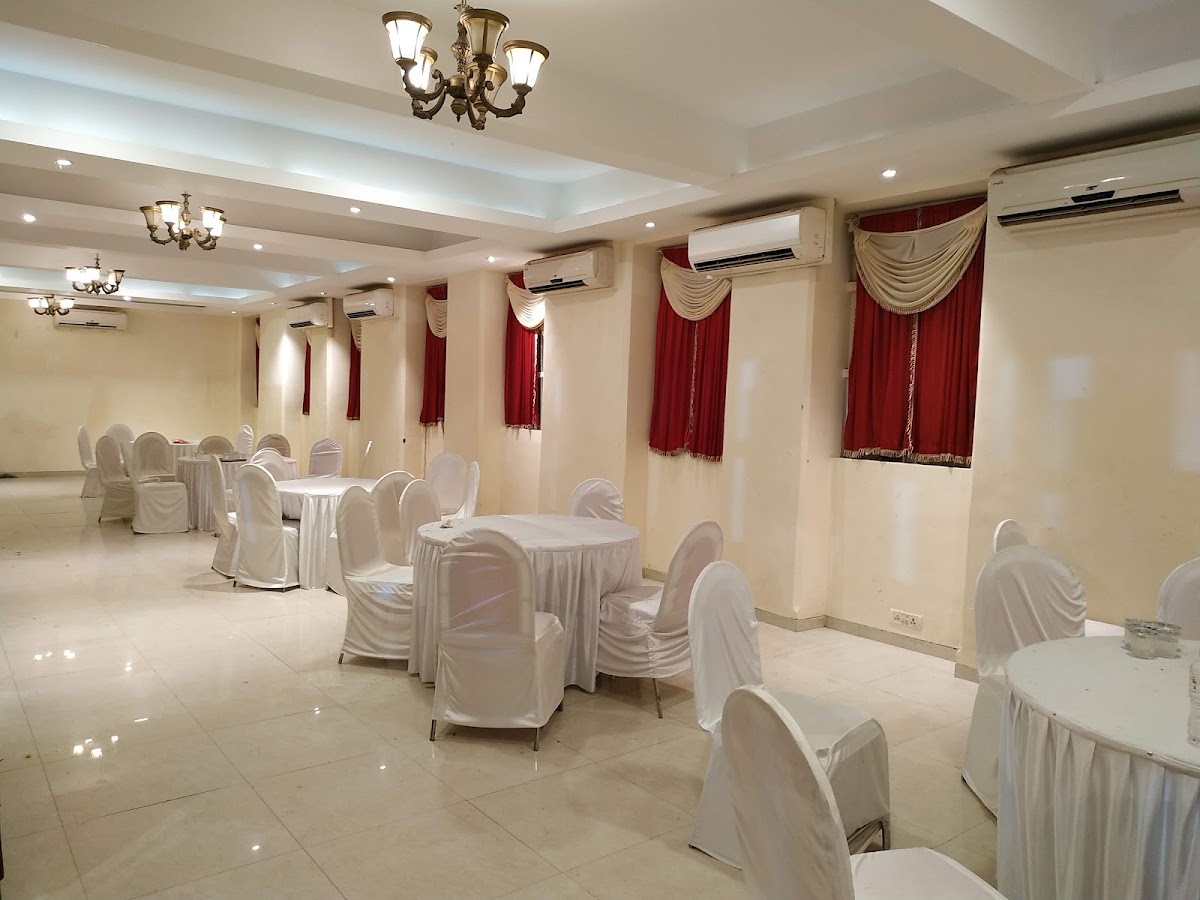 Mackichan Hall Boys Hostel preview 2